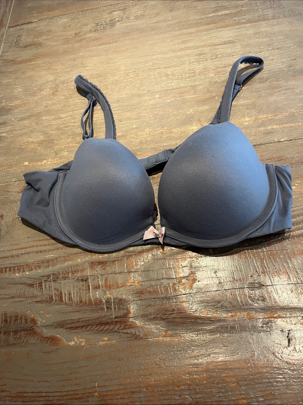 Victoria's Secret Blue Padded Underwire Bra with Bow Accent